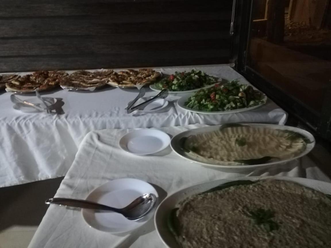 Madaba Camp Resort Exteriör bild