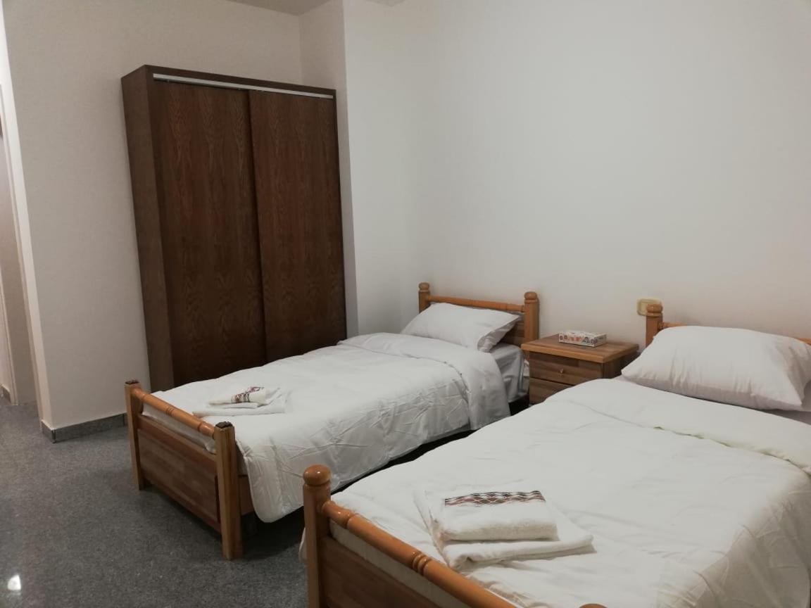 Madaba Camp Resort Exteriör bild