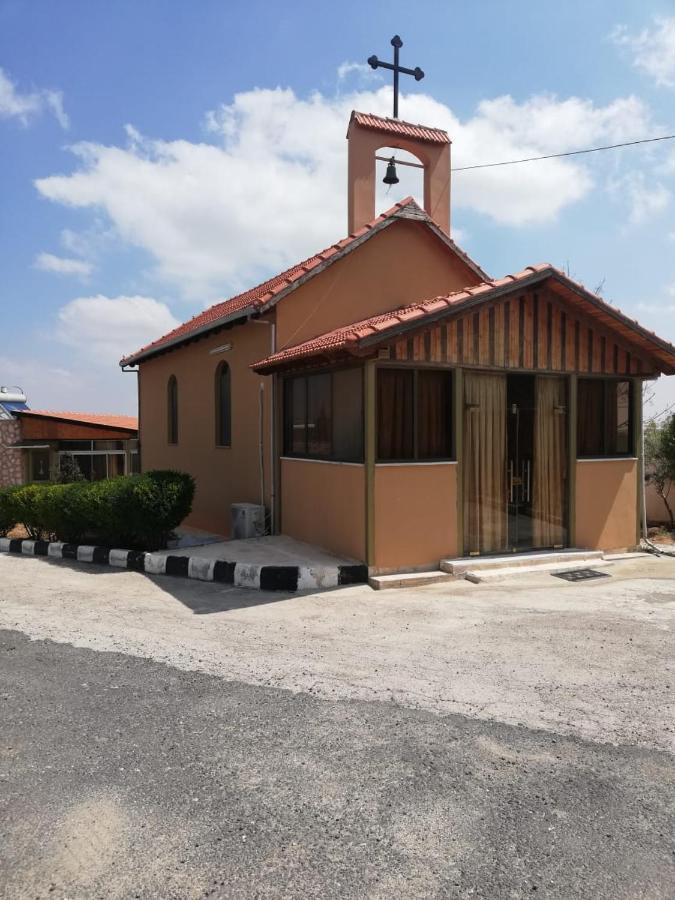 Madaba Camp Resort Exteriör bild