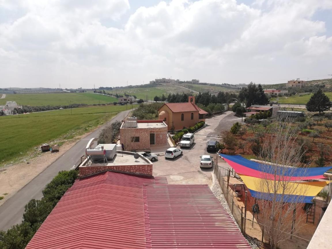 Madaba Camp Resort Exteriör bild